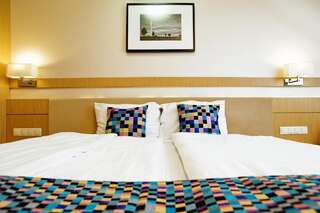 Отель Velvet Hotel & Restaurant Сувалки Двухместный номер с 1 кроватью или 2 отдельными кроватями-5
